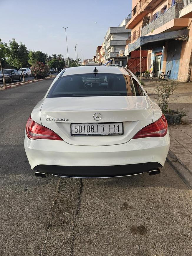 Mercedes Benz CLA 220 