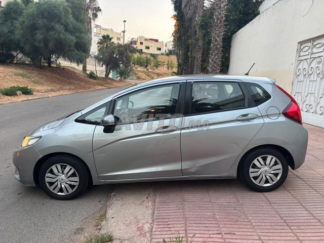Honda Jazz Essence Manuelle 2017 à Rabat - 2