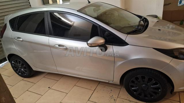 Ford Fiesta - 2