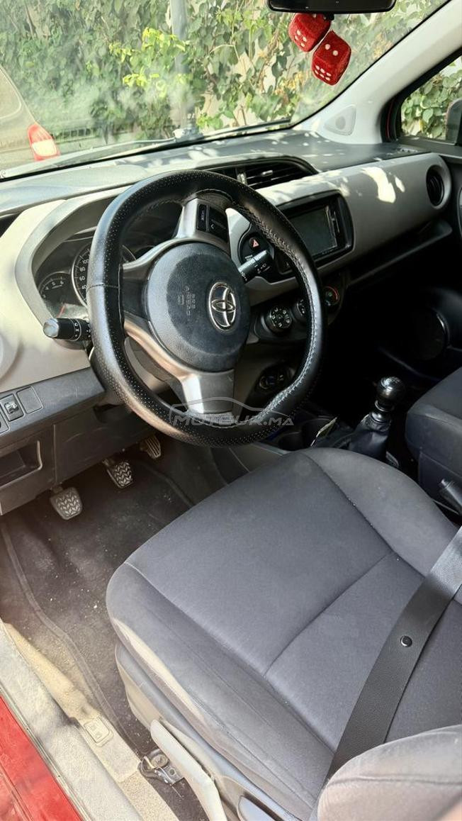 touota yaris 2015