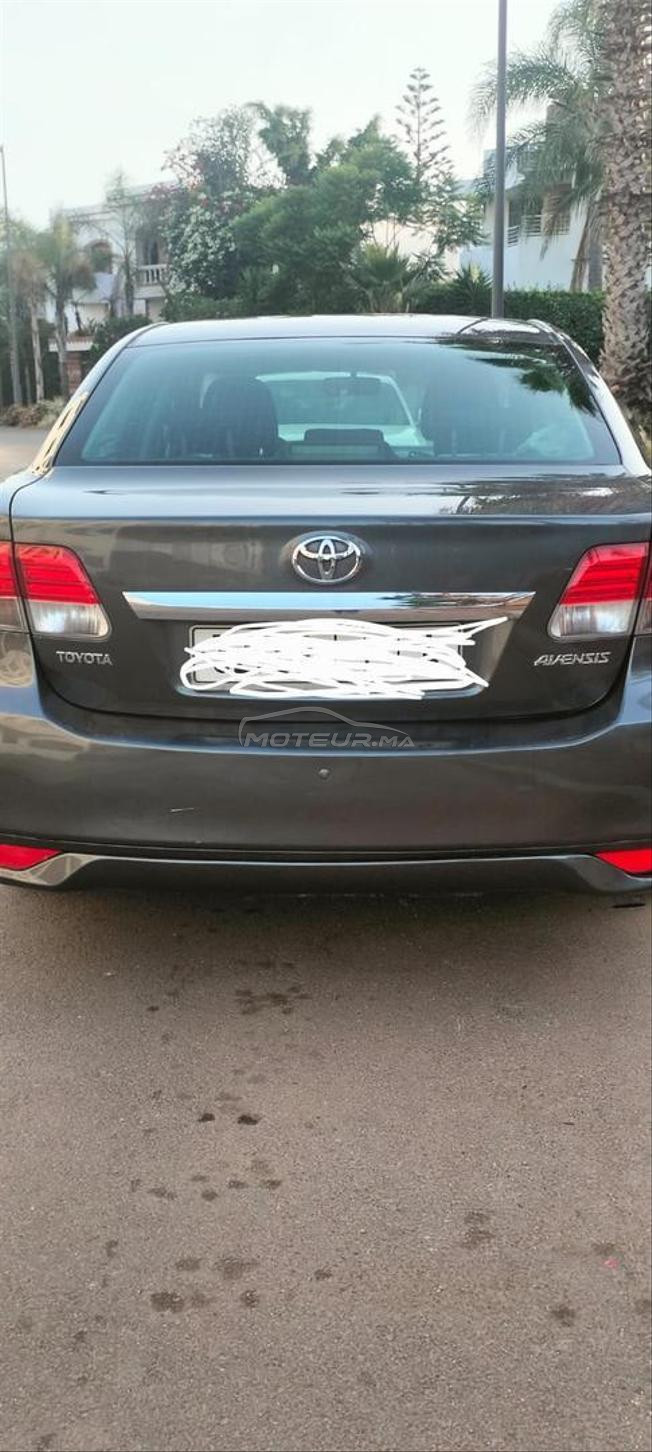 toyota modèle 2013 8 cv