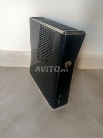 Xbox 360 معدلة مع ملحقاتها 💯💯 - 2