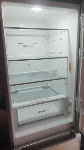 ثلاجة فريزر Whirlpool مدمجة - 2