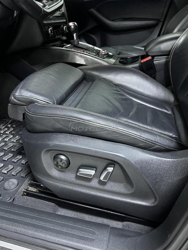 Audi sq5 sline modèle 2015 empoté neuve 