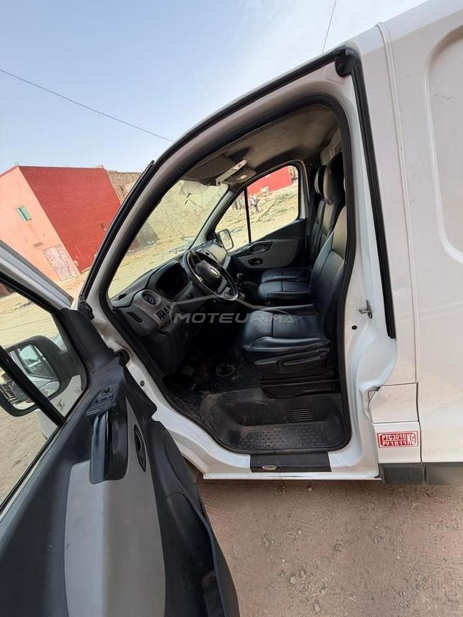 Trafic 1er main