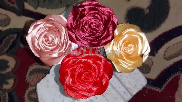 Fleurs en satin sans emballage - 2