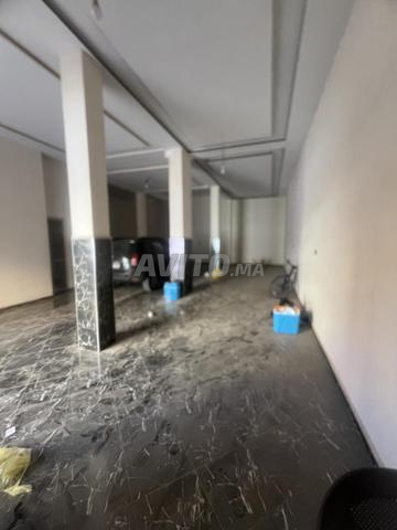 محل للإيجار في شارع تجاري - 2