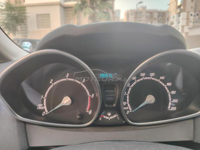 Ford fiesta très bon état 