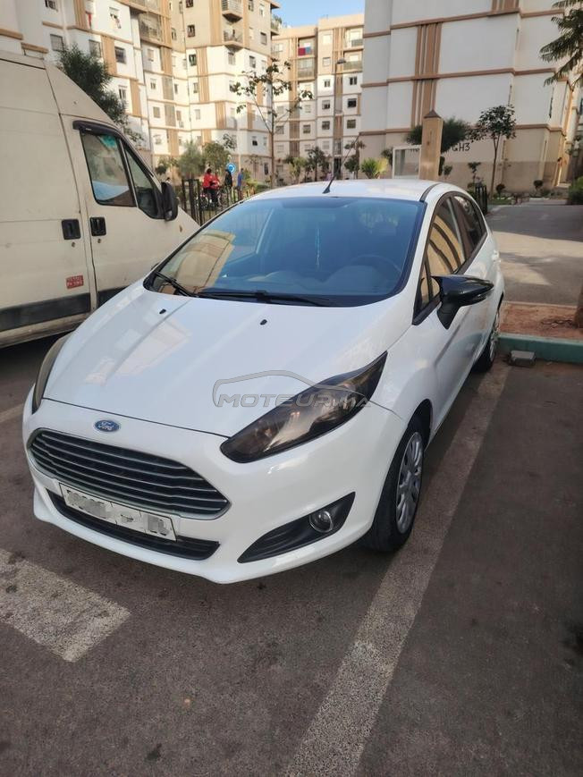 Ford fiesta très bon état 
