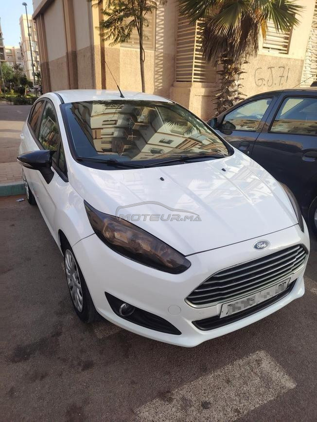 Ford fiesta très bon état 