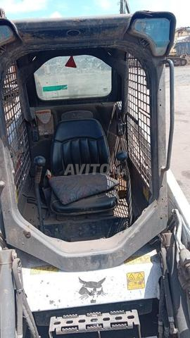 سائق Bobcat محترف وذو خبرة يبحث عن عمل
