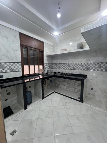 Joli appartement à louer pour les filles à Victoria Bouskoura
