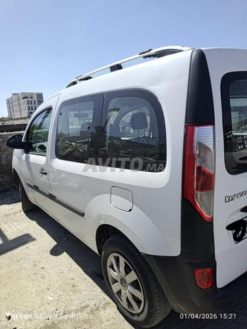Renault Kangoo année 2019 mois 7 - 2