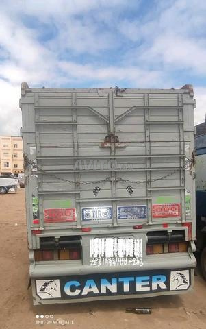 Mitsubishi Canter 5 cabines - 2