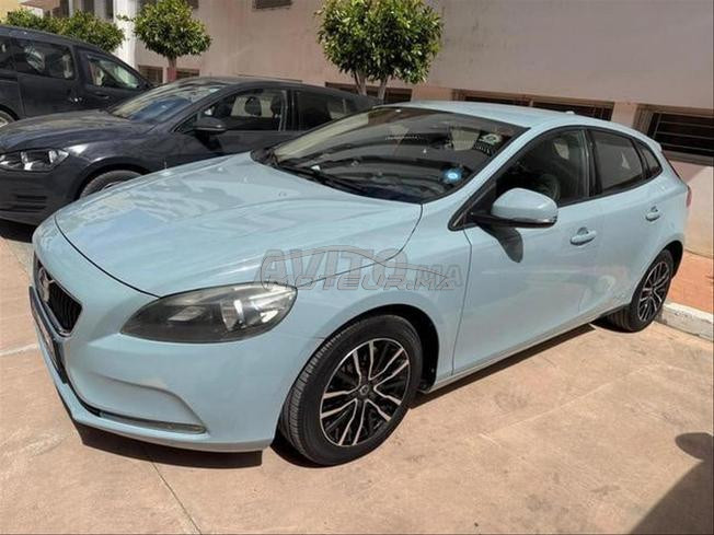 Volvo V40 Diesel Automatique 2017 à Tanger