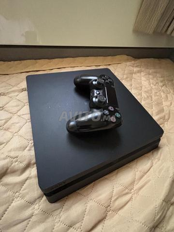 PS4 Slim jamais ouverte 512 Go - 2