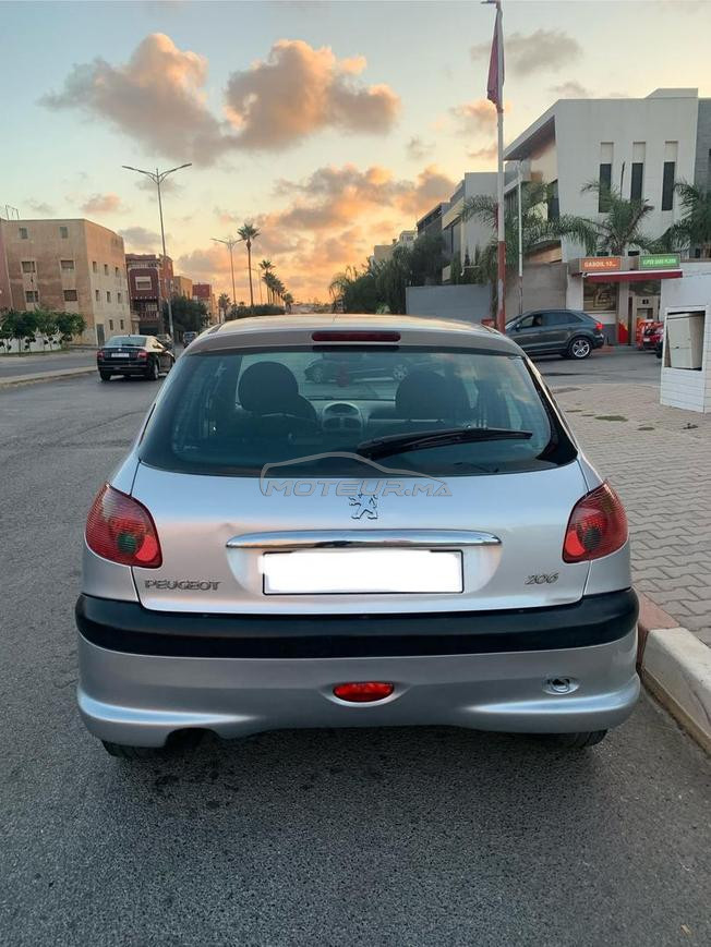 Peugeot 206 clima Essence 1 er main 