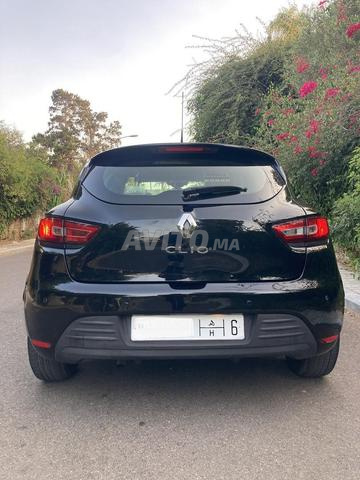 Renault clio 4 essence 2016 première main - 2