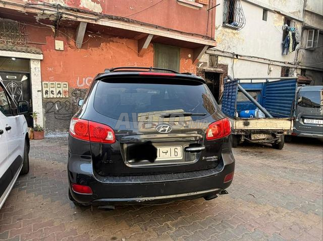 Hyundai Santa Fe 75000dh - 2