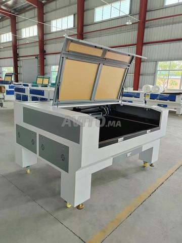 Routeur CNC laser CO2