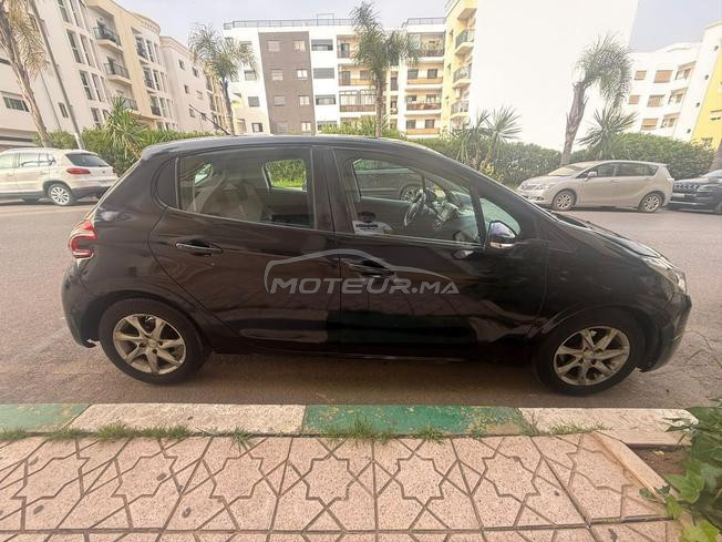 Peugeot 208 Diesel Manuelle 2019 à Tamesna
