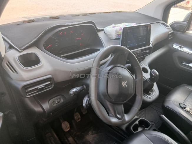 Peugeot rentre à vendre