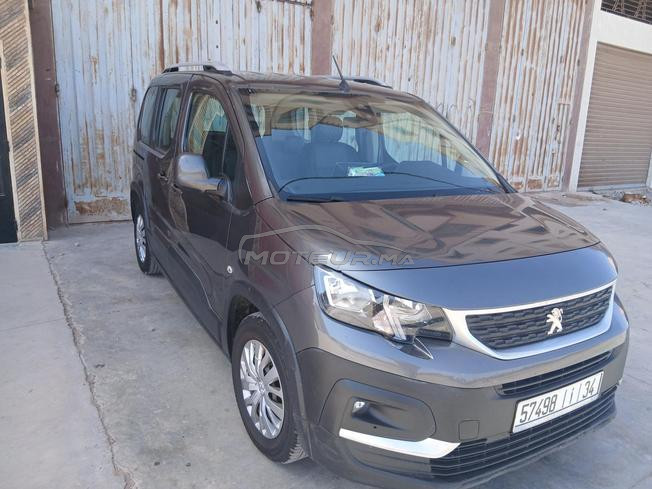 Peugeot rentre à vendre
