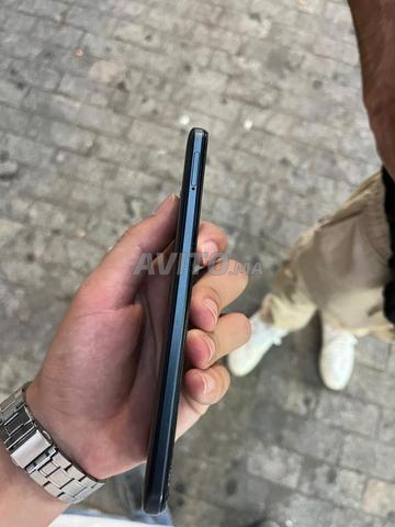 MOTOROLA 128GB 6RAM Écran cassé - 2