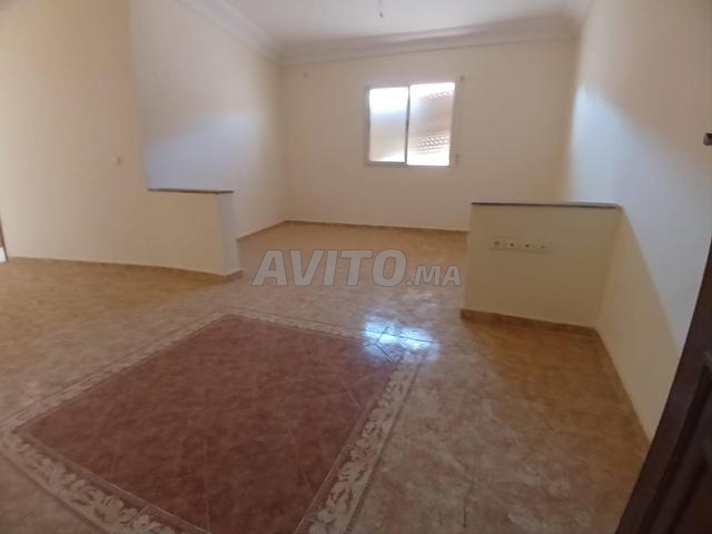 Appartement vide Mabrouka.