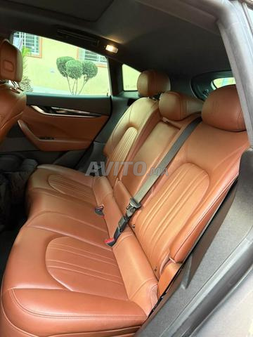 Maserati Levante SQ4 modèle 2018 à vendre - 2