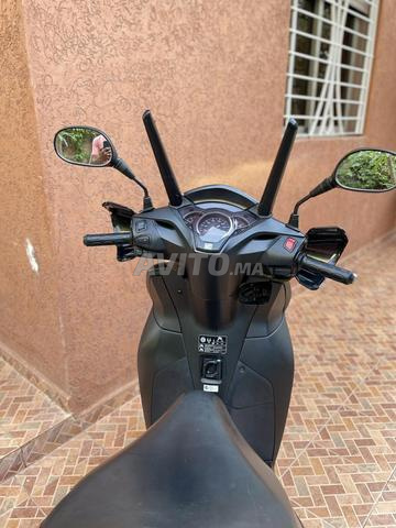 HONDA SH 300 - 2