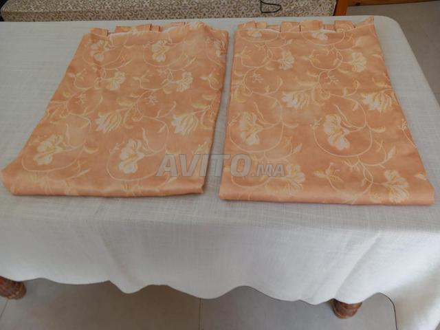 2 rideaux beige doré de bonne qualité importés