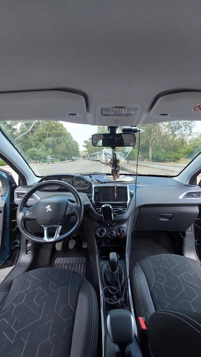 Peugeot 2008 Diesel Manuelle 2016 à Tanger