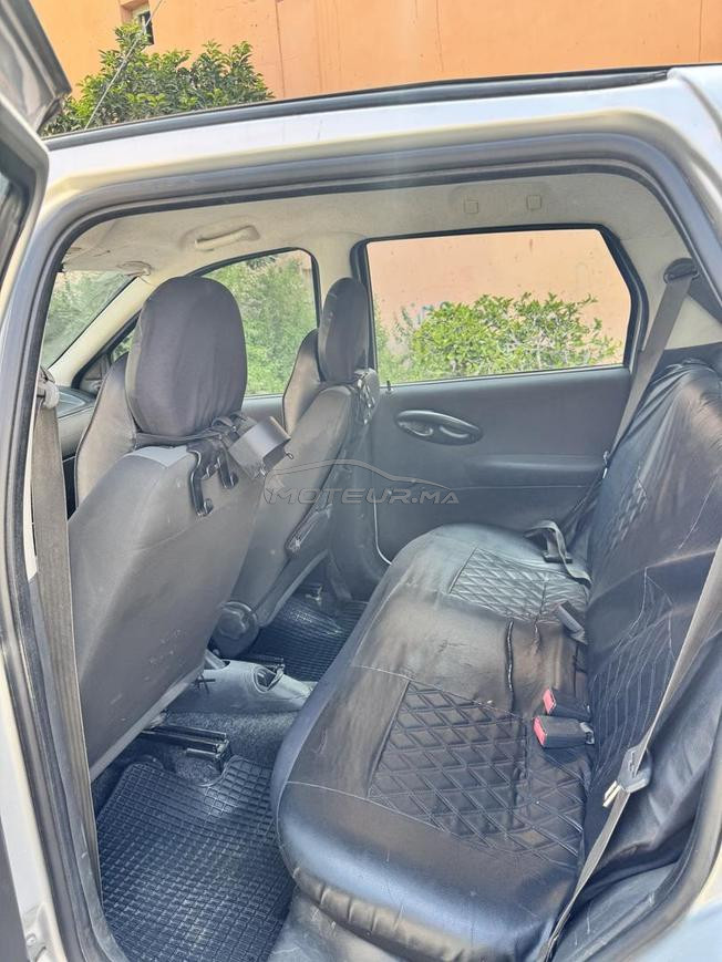 Fiat Punto Gris modèle 2011, deuxième main