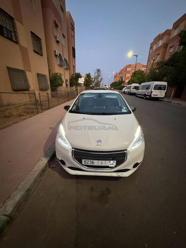 Peugeot 208 2014 – Très propre – Bon état