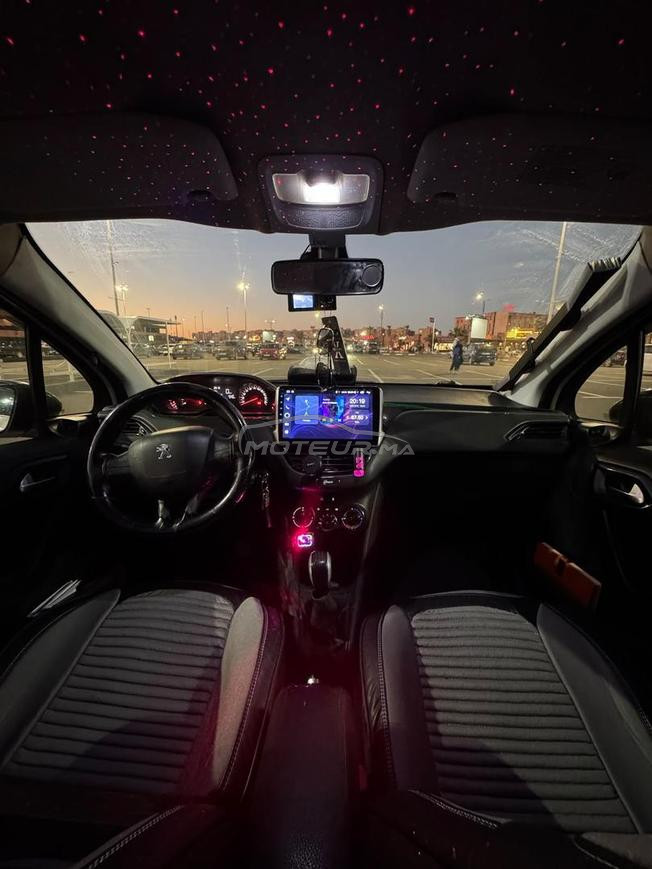 Peugeot 208 2014 – Très propre – Bon état