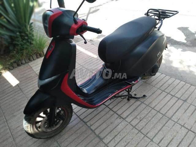Moto Mitt bon état modèle 2024