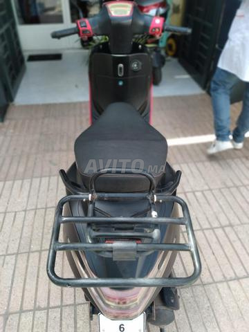 Moto Mitt bon état modèle 2024 - 2