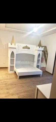 سرير قلعة للبنات مع المكتب