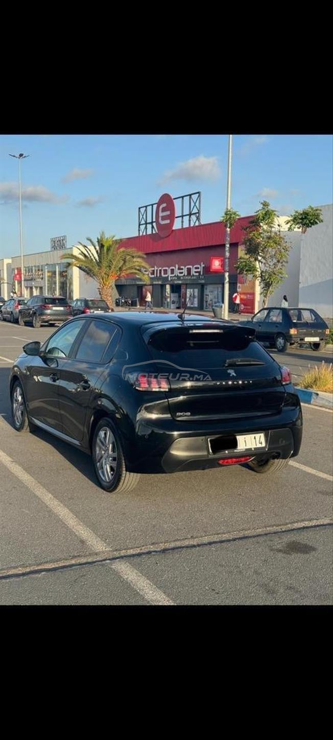 Peugeot 208 automatique 