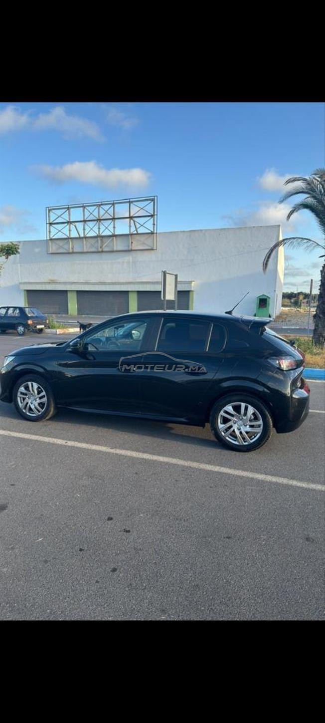 Peugeot 208 automatique 