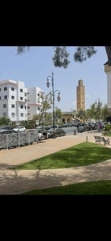 شقة جميلة في سكن مغلق بحي النهضة 1