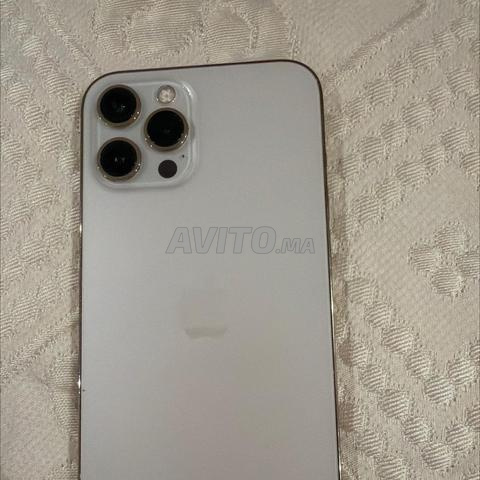 iPhone 12 Pro Max Gold 256Go – État impeccable - 2