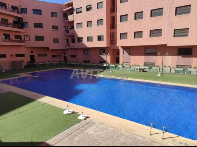 MAGNIFIQUE APPARTEMENT AVEC PISCINE À GUÉLIZ À BAS PRIX