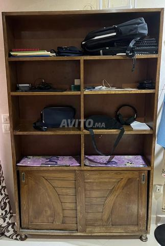 مكتبة جميلة خشبية – بحالة جيدة – 1100 درهم - 2