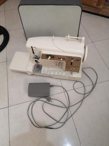 ماكينة خياطة عاملة - 2