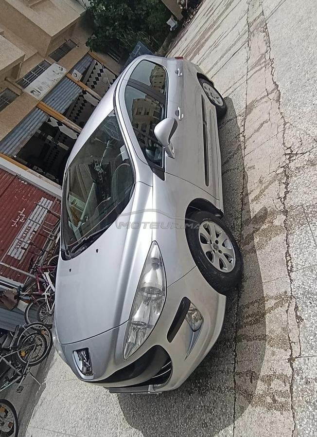 Peugeot 308 essence 2011