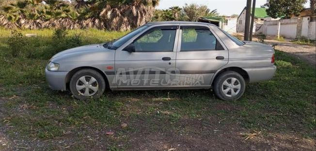 Ford Escort Diesel Manuelle 1998 à Skhirat