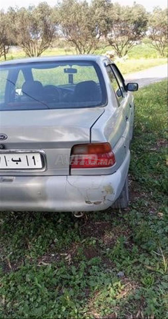 Ford Escort Diesel Manuelle 1998 à Skhirat