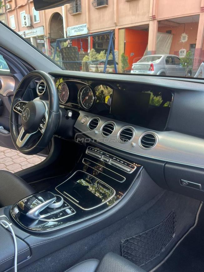 Mercedes-Benz 220 Diesel Automatique 2019 à Agadir